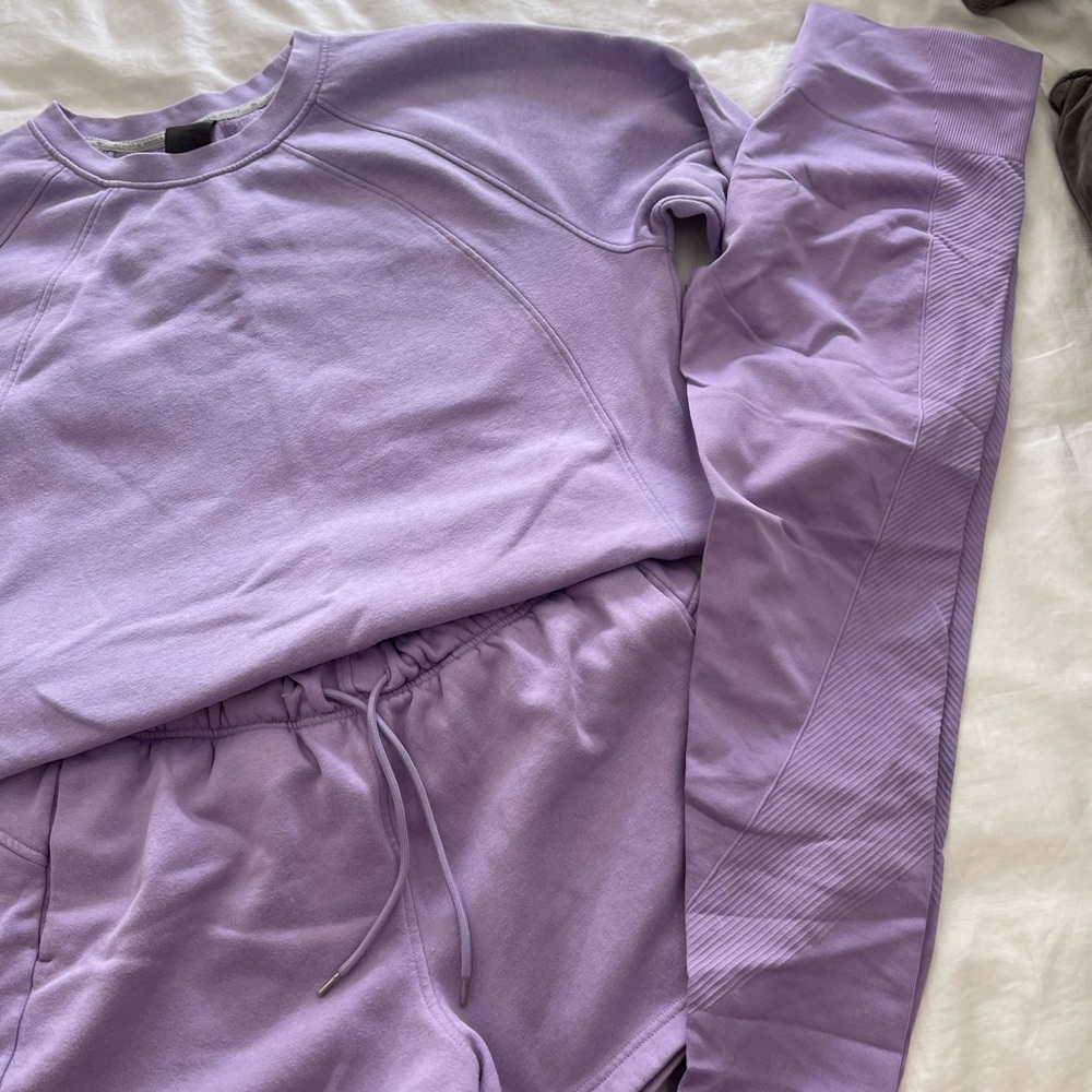 Athletic Works Light Purple Sweatshirt